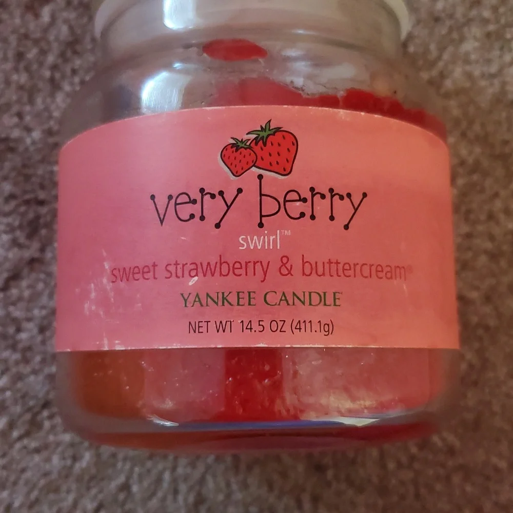 Yankee Candle Very Berry Swirl 2 In 1